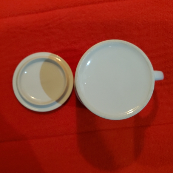 🌟 Porcelain Tea Coffee Mug with Matching Lid - Picture 5 of 5